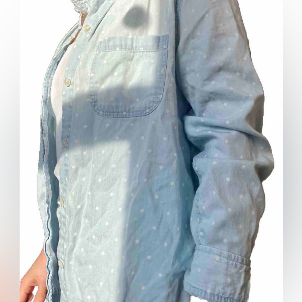 Blue Button Up with White Polka Dots American Eagle Medium Boyfriend Shirt